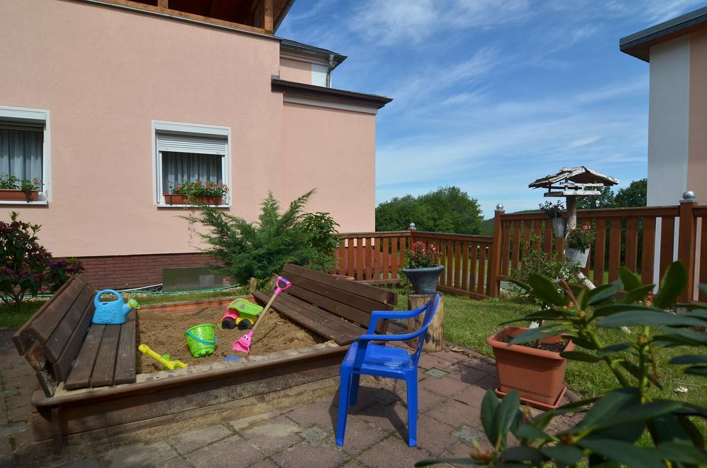 Hotel Rabennest Rabenau Esterno foto